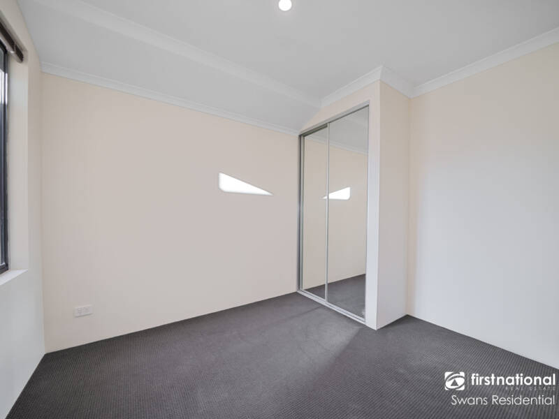 12 Swithland Way, AVELEY, WA 6069 AUS