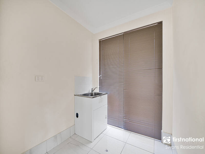 12 Swithland Way, AVELEY, WA 6069 AUS