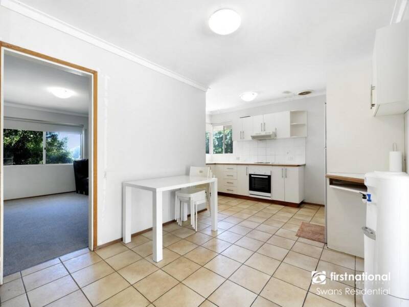 4 Jindinga Way, WANNEROO, WA 6065 AUS