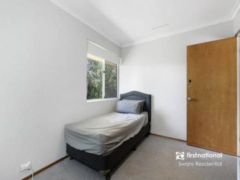 4 Jindinga Way, WANNEROO, WA 6065 AUS