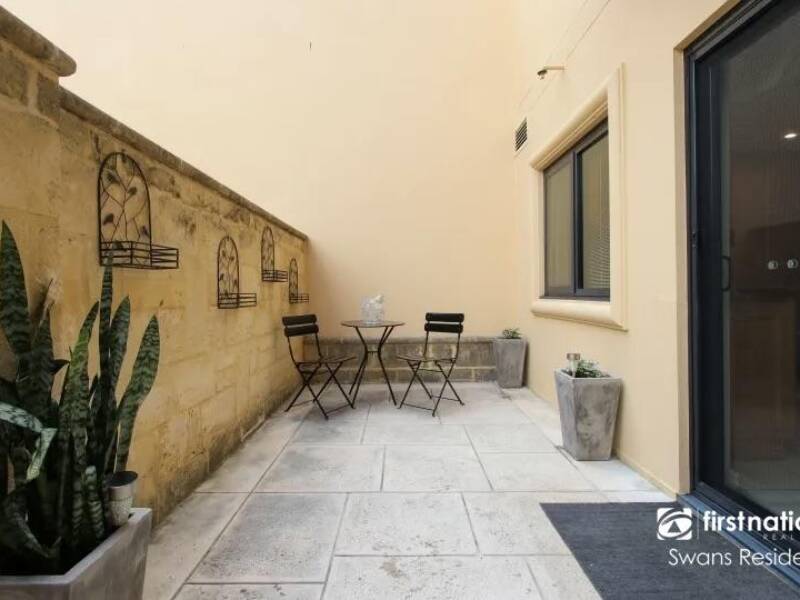 305/9 Victoria Avenue, PERTH, WA 6000 AUS